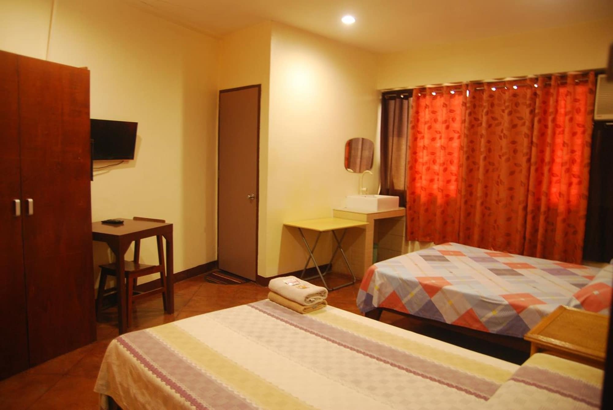 Centro Mactan Suites Μακτάν Εξωτερικό φωτογραφία